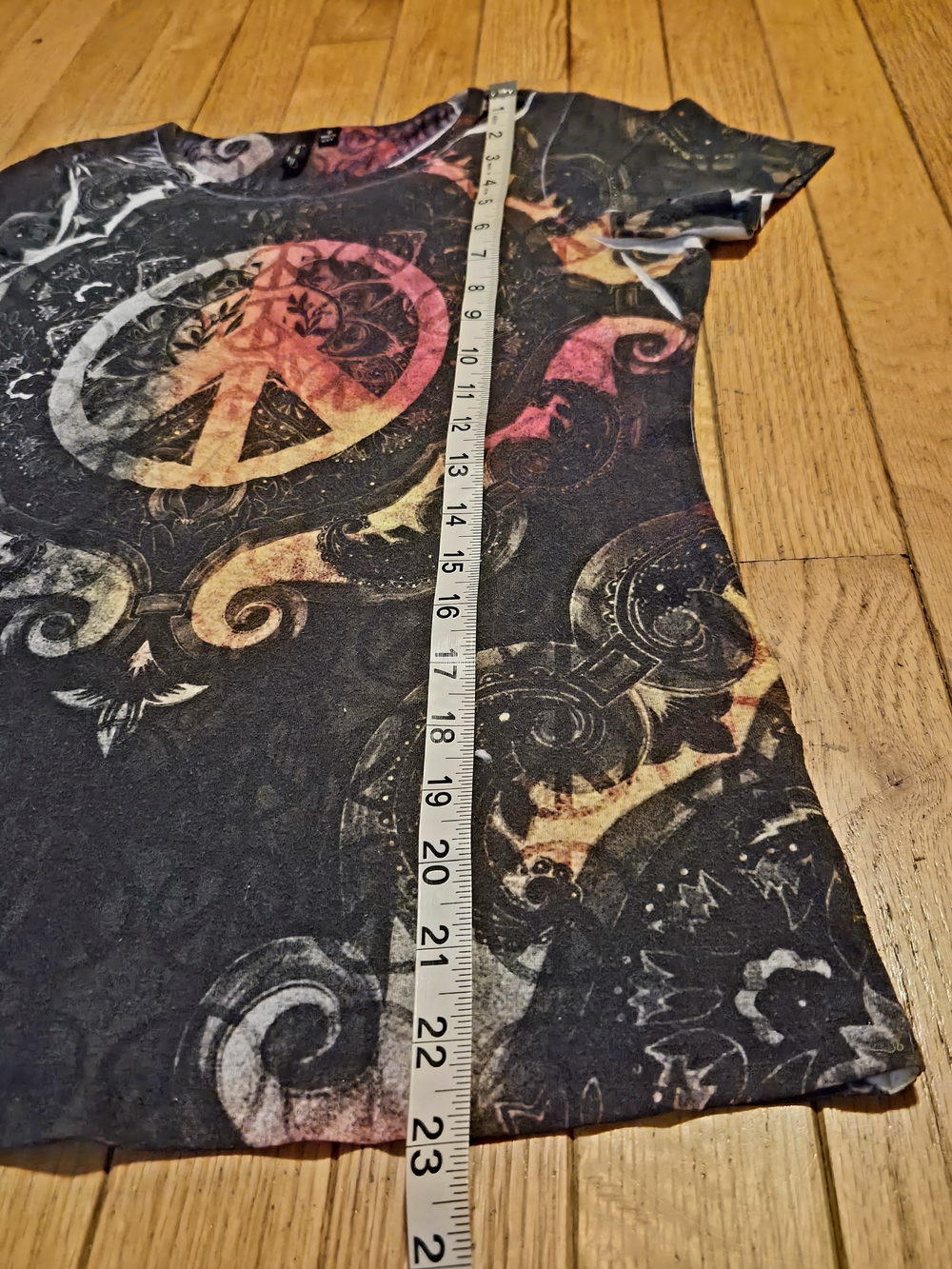 ​New Directions Boho Peace Sign Graphic Tee Small Burnout Mandala Festival Shirt - Picture 3 of 4